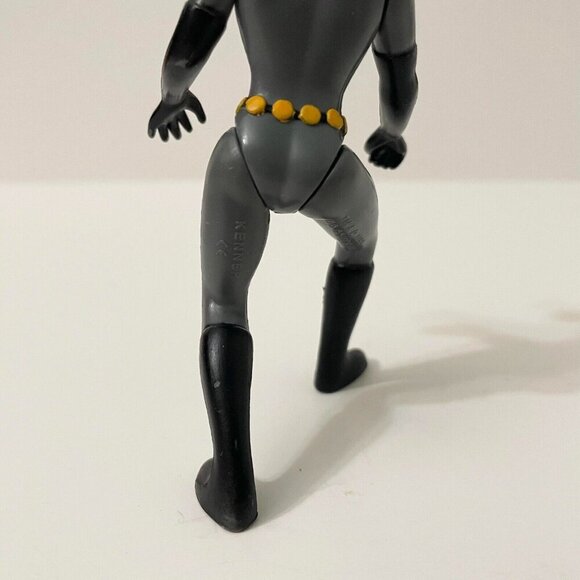 1993 Kenner Batman The Animated Series Catwoman Action Figure DC Comics 4 Inch - Picture 9 of 16